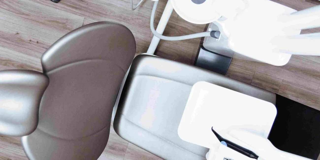 Chairside Teeth Whitening vs. Home Whitening Kit: Which is Better? | Dental Clinic Kuala Lumpur