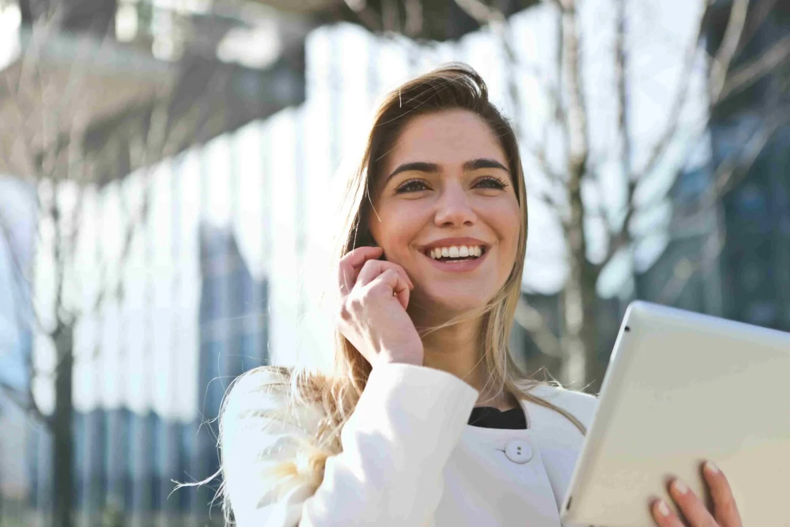 Why Should You Choose Professional Teeth Whitening